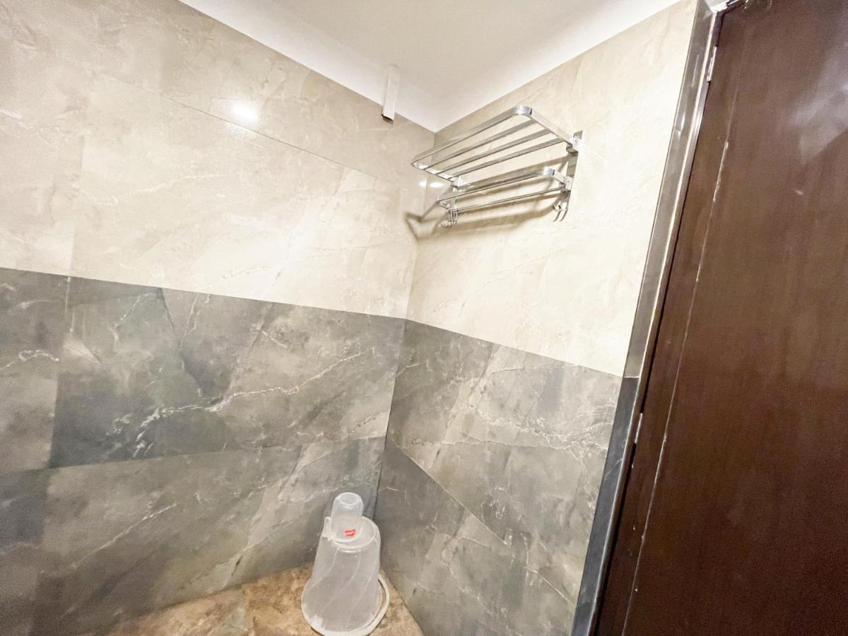 Hotel Ambika Palace