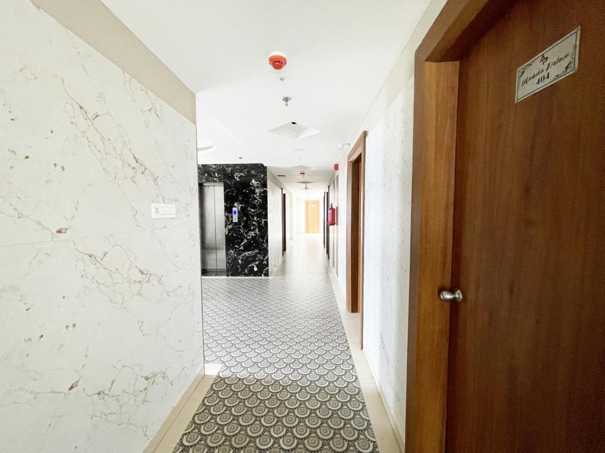 Ambika Palace Hotel 4*