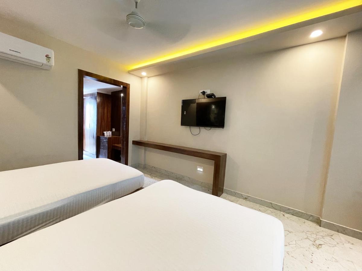 Ambika Palace 4*